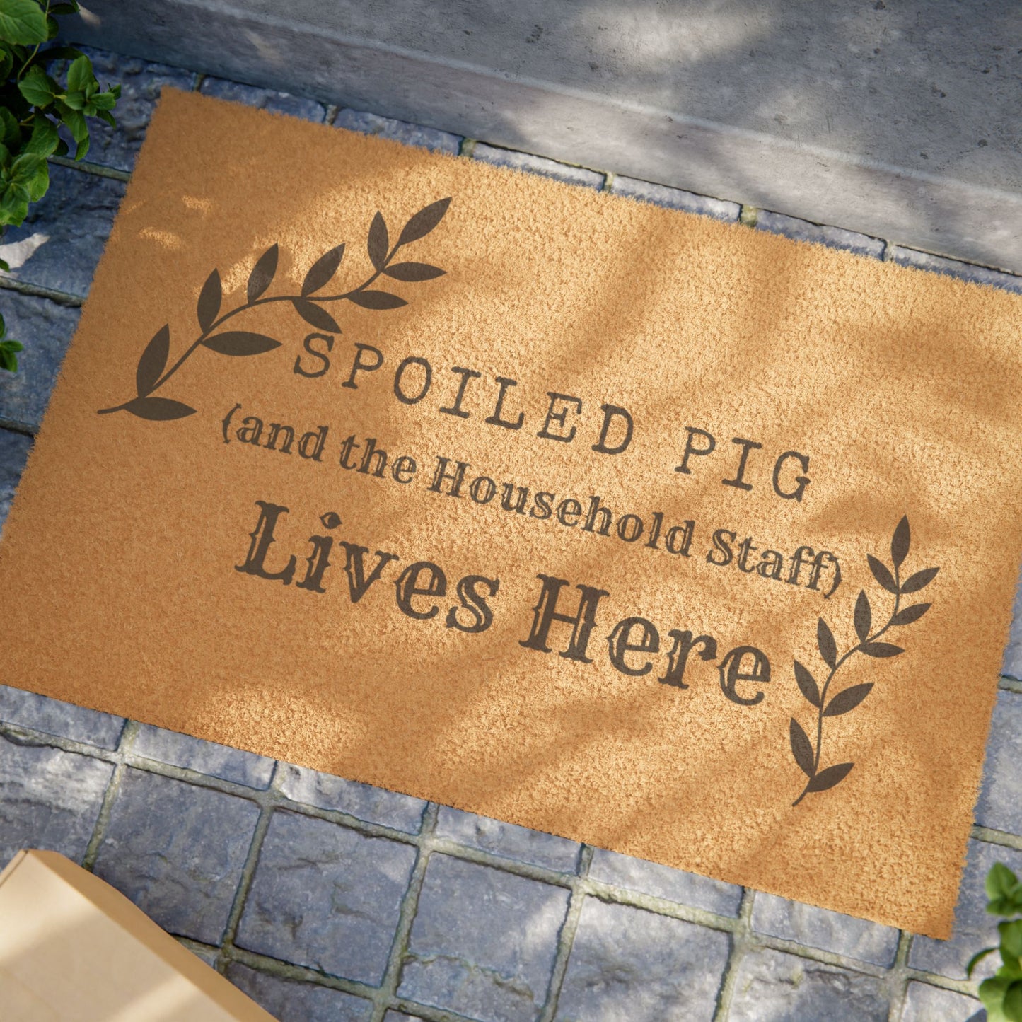 Spoiled Pig Lives Here Doormat – Funny Farmhouse Welcome Mat for Pig Owners